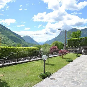 Casa Dei Fiori , Carlazzo Italia